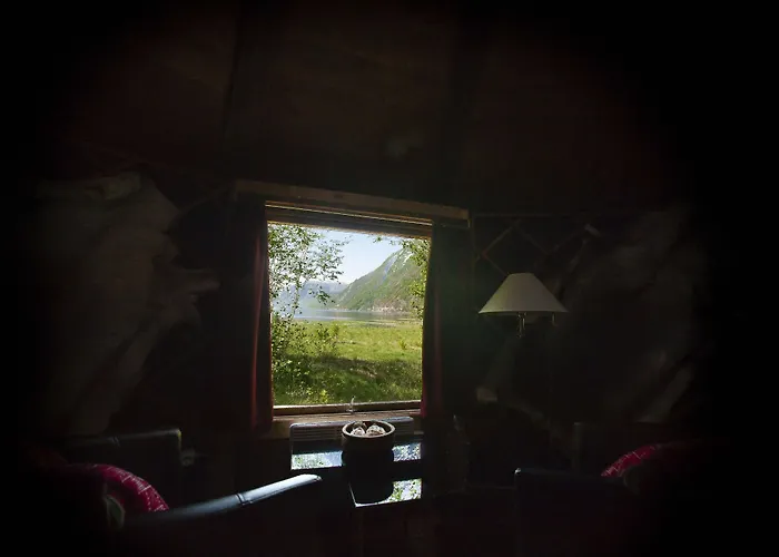 Hardanger Basecamp מלון אולביק