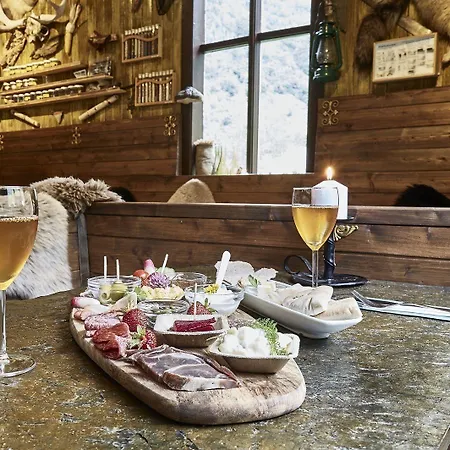 ホテル Hardanger Basecamp ウルヴィク